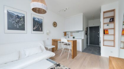 Smarte interiørgrep i liten leilighet som gir mer plass i hverdagen