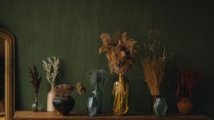 Tørkede blomster i interiør: praktiske tips for varig og stilren dekor